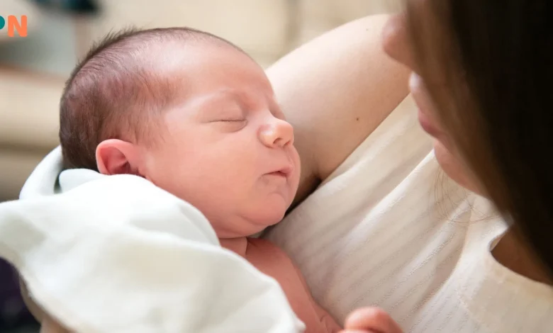 رفلکس مکیدن نوزاد